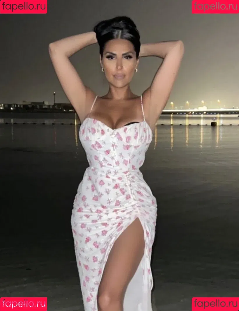 Senna Gammour Onlyfans Photo Gallery 