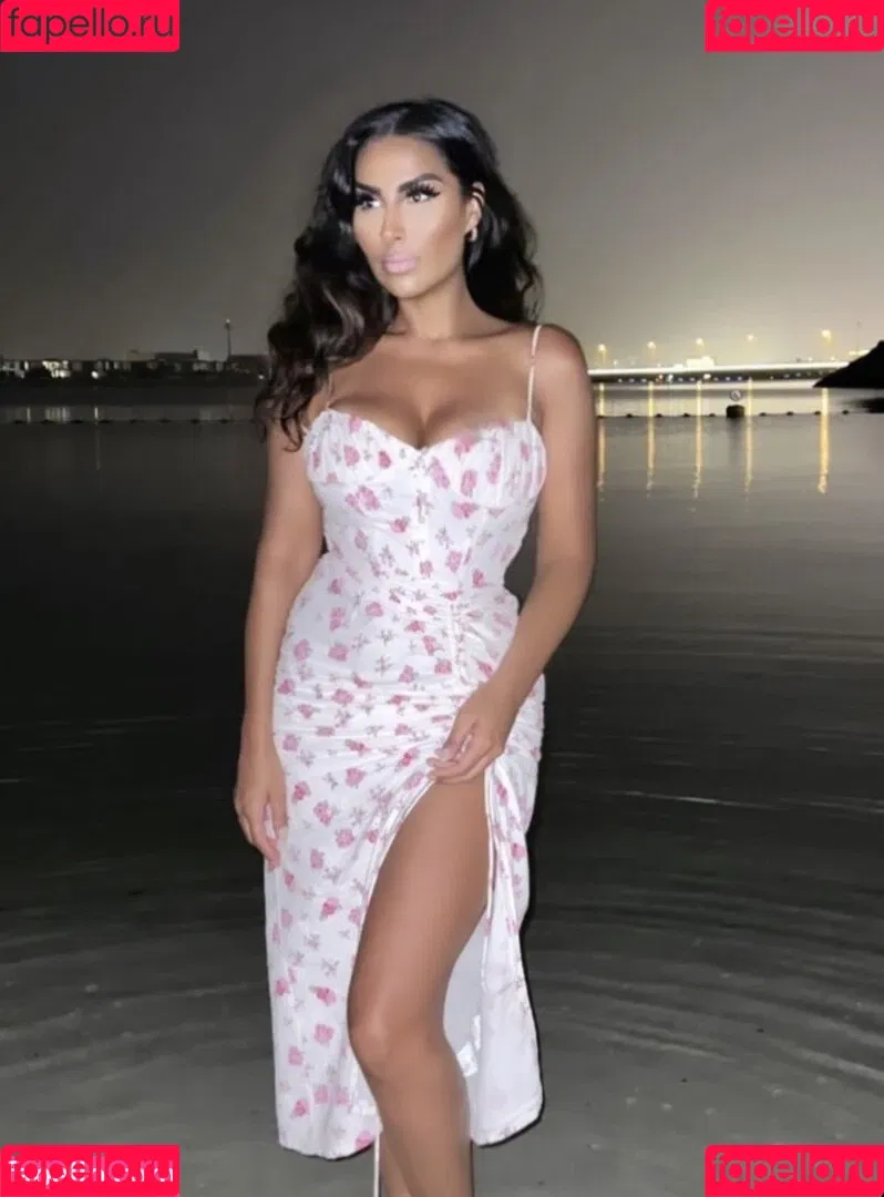 Senna Gammour Onlyfans Photo Gallery 