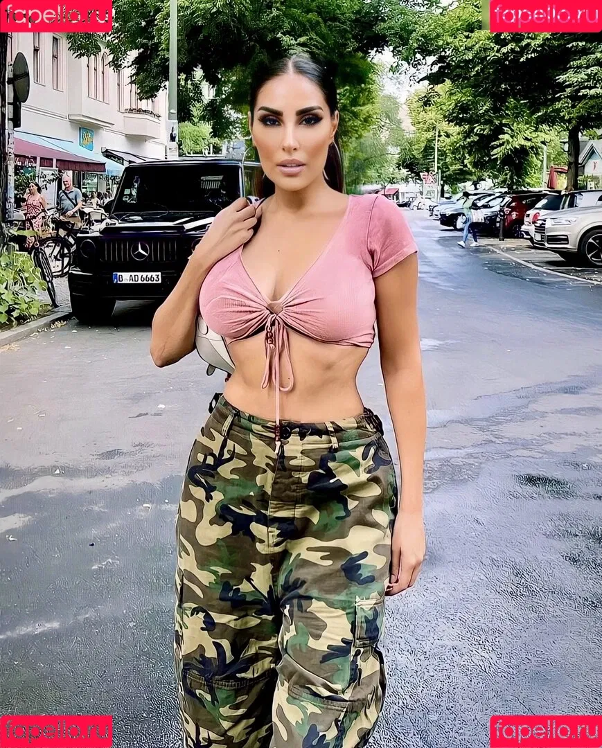 Senna Gammour Onlyfans Photo Gallery 