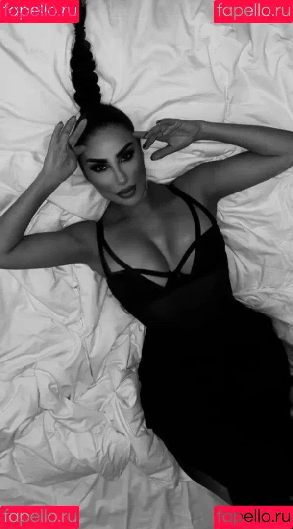 Senna Gammour Onlyfans Photo Gallery 