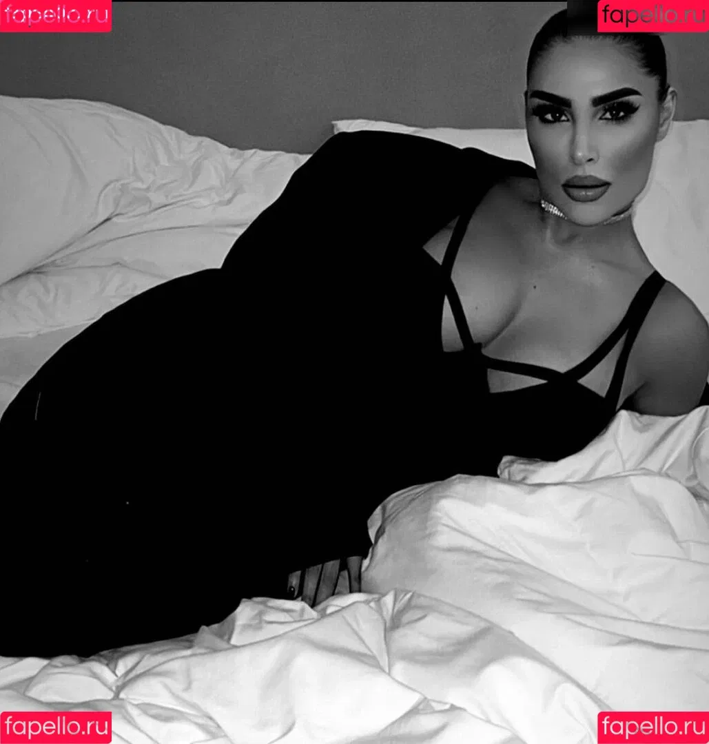 Senna Gammour Onlyfans Photo Gallery 