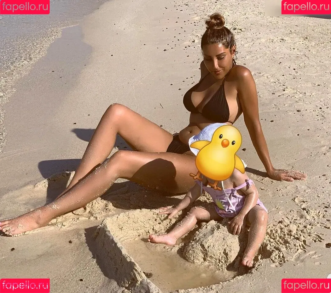 Senna Gammour Onlyfans Photo Gallery 