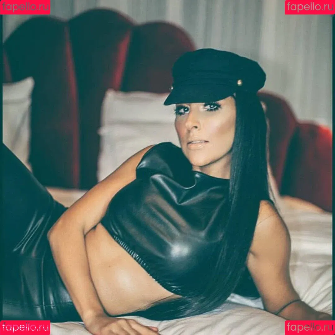 Senna Gammour Onlyfans Photo Gallery 