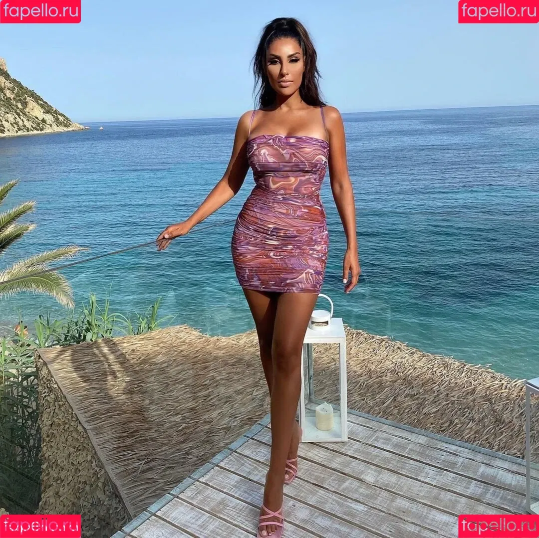 Senna Gammour Onlyfans Photo Gallery 