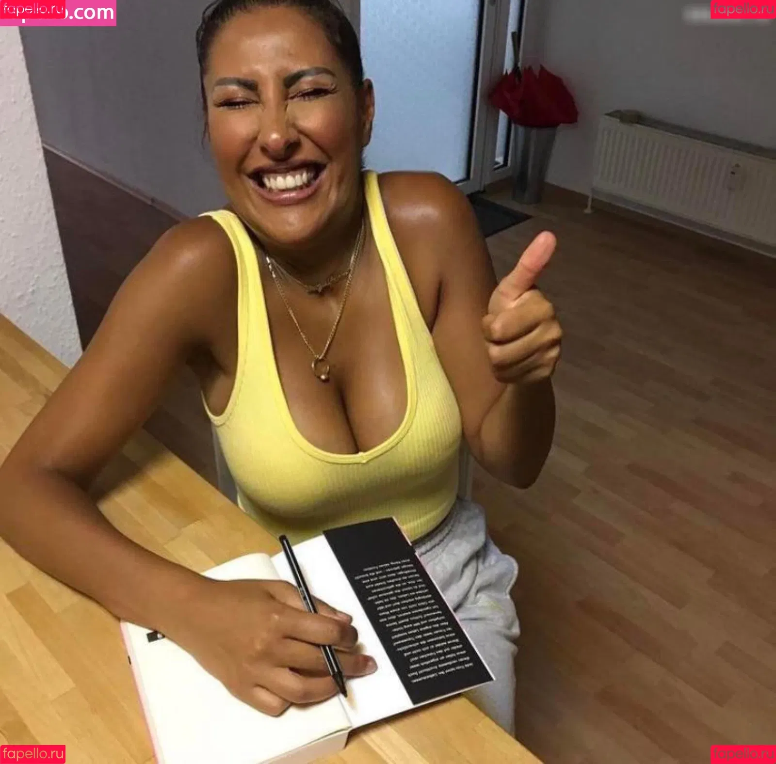 Senna Gammour Onlyfans Photo Gallery 
