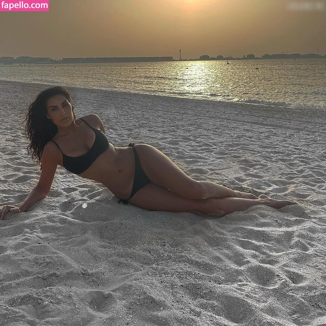 Senna Gammour Onlyfans Photo Gallery 