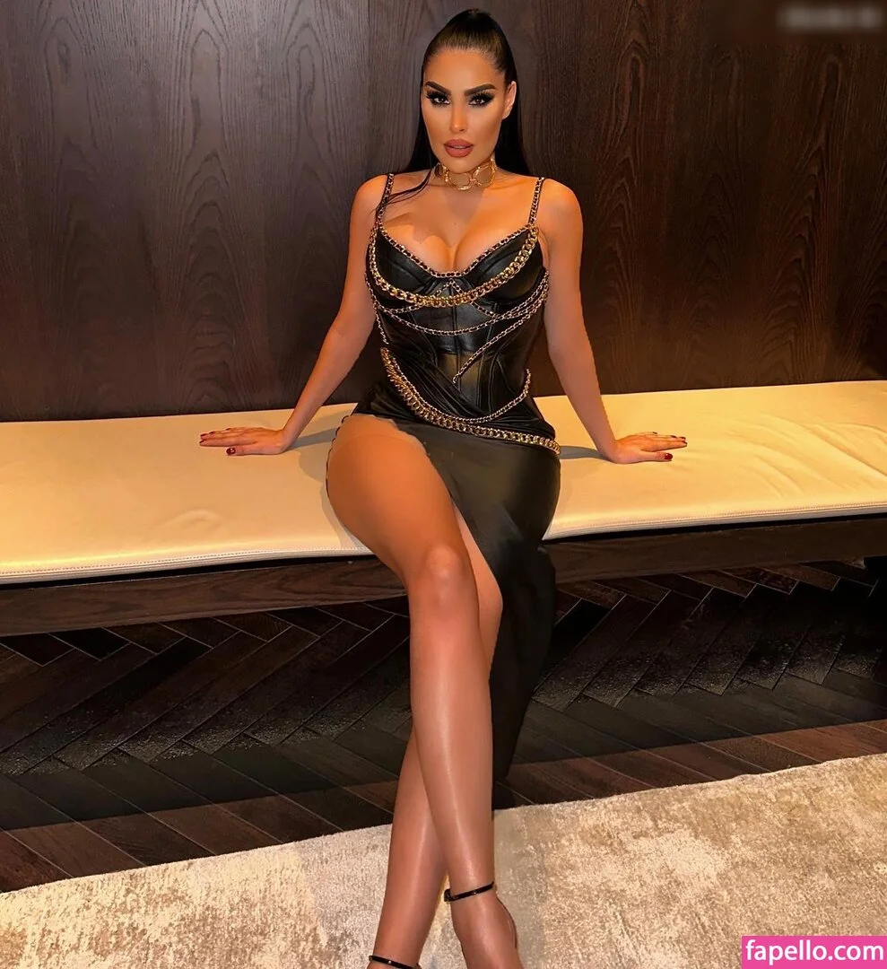 Senna Gammour Onlyfans Photo Gallery 