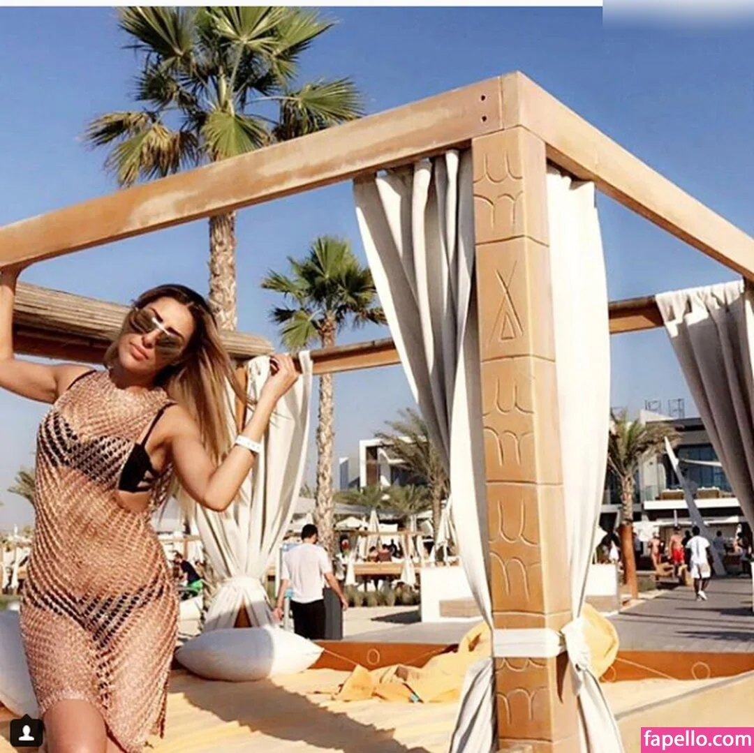 Senna Gammour Onlyfans Photo Gallery 