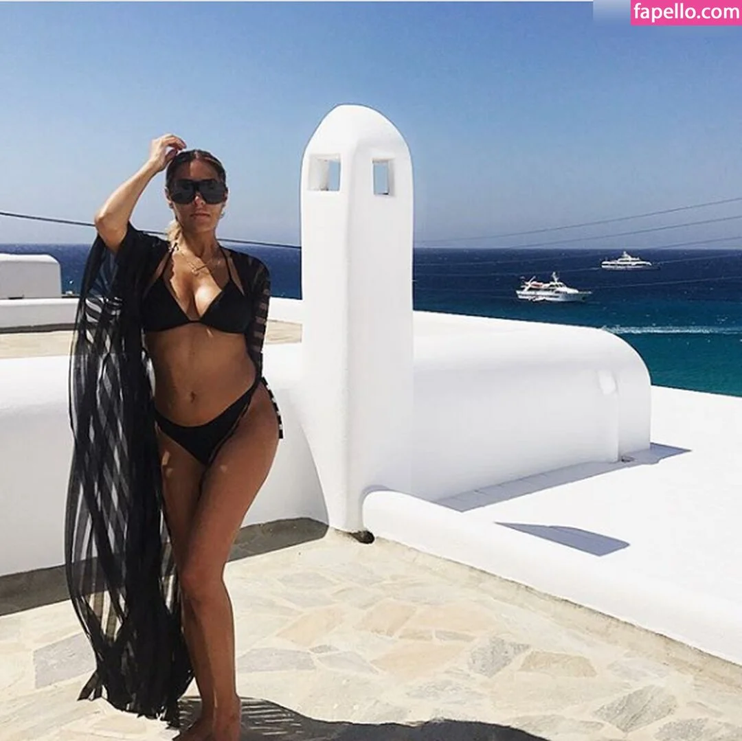 Senna Gammour Onlyfans Photo Gallery 