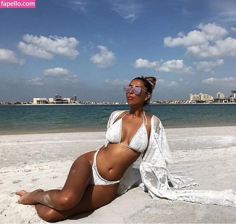 Senna Gammour Onlyfans Photo Gallery 