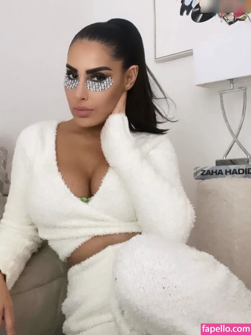 Senna Gammour Onlyfans Photo Gallery 