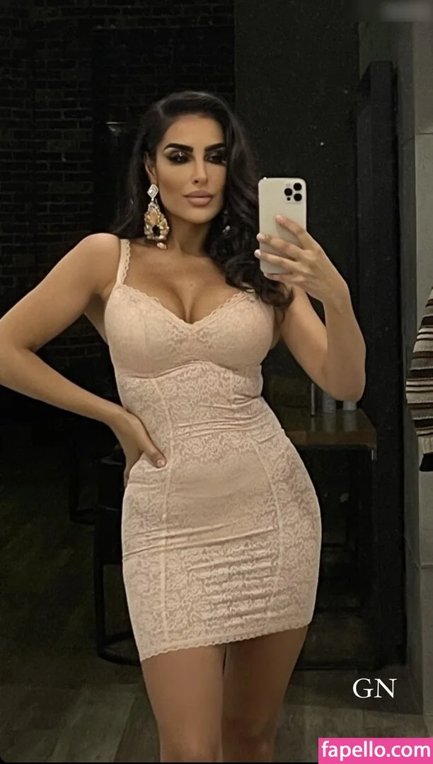 Senna Gammour Onlyfans Photo Gallery 