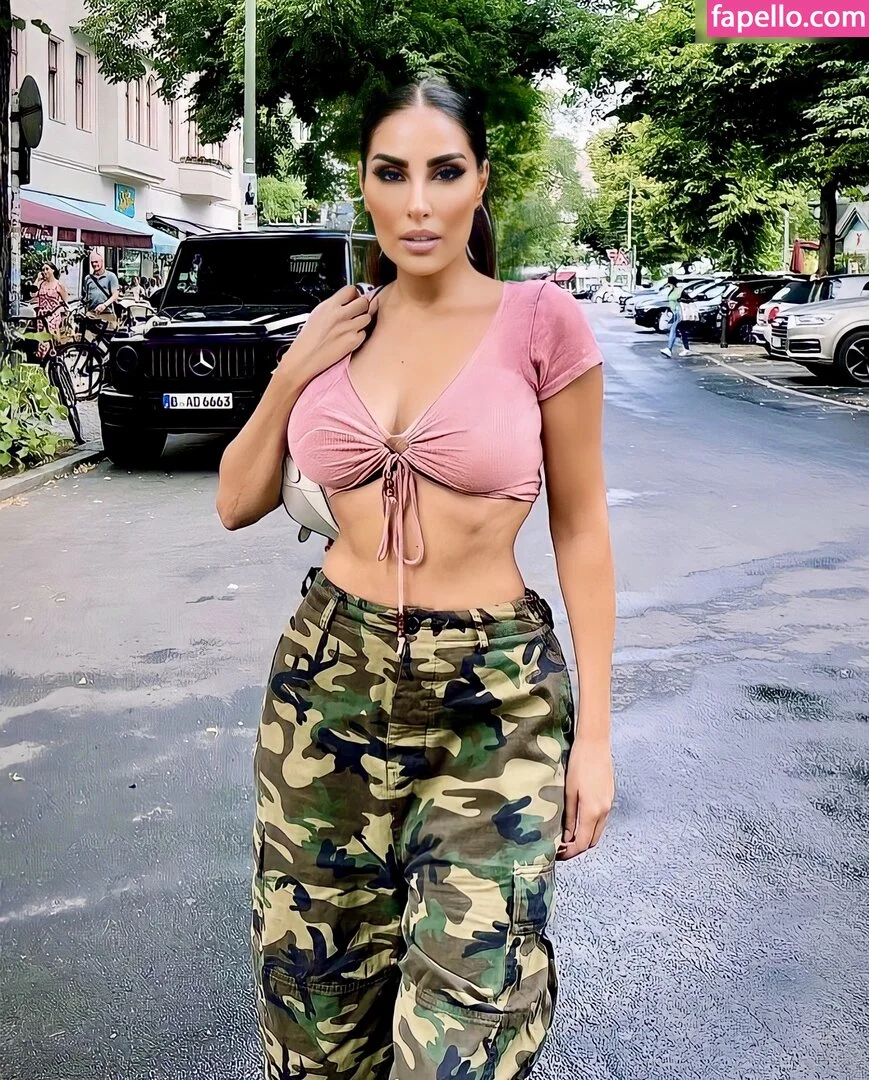 Senna Gammour Onlyfans Photo Gallery 