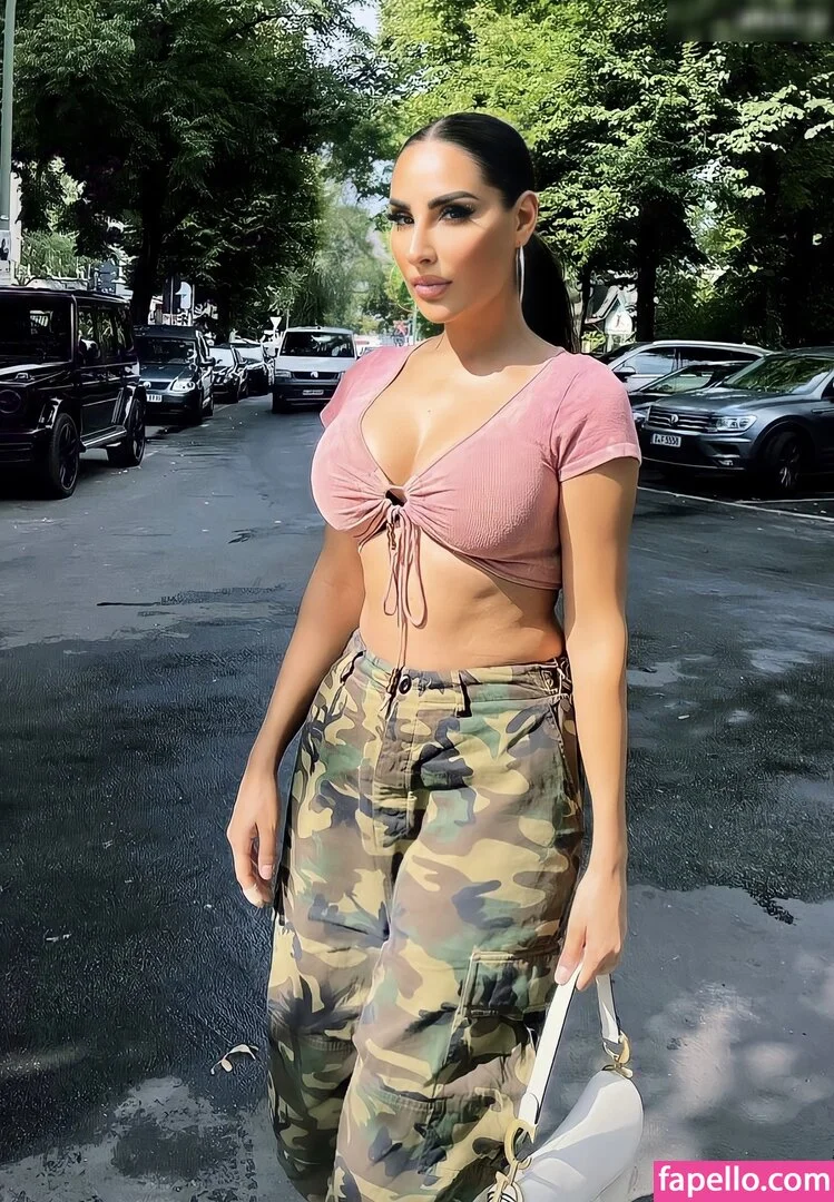 Senna Gammour Onlyfans Photo Gallery 