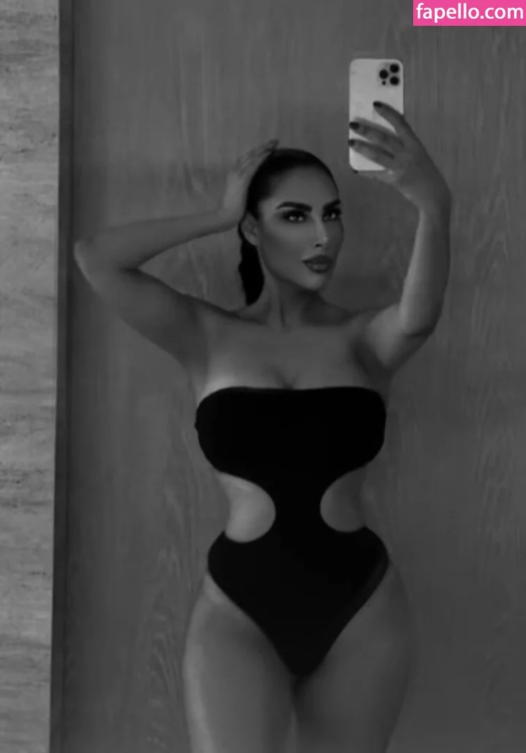 Senna Gammour Onlyfans Photo Gallery 