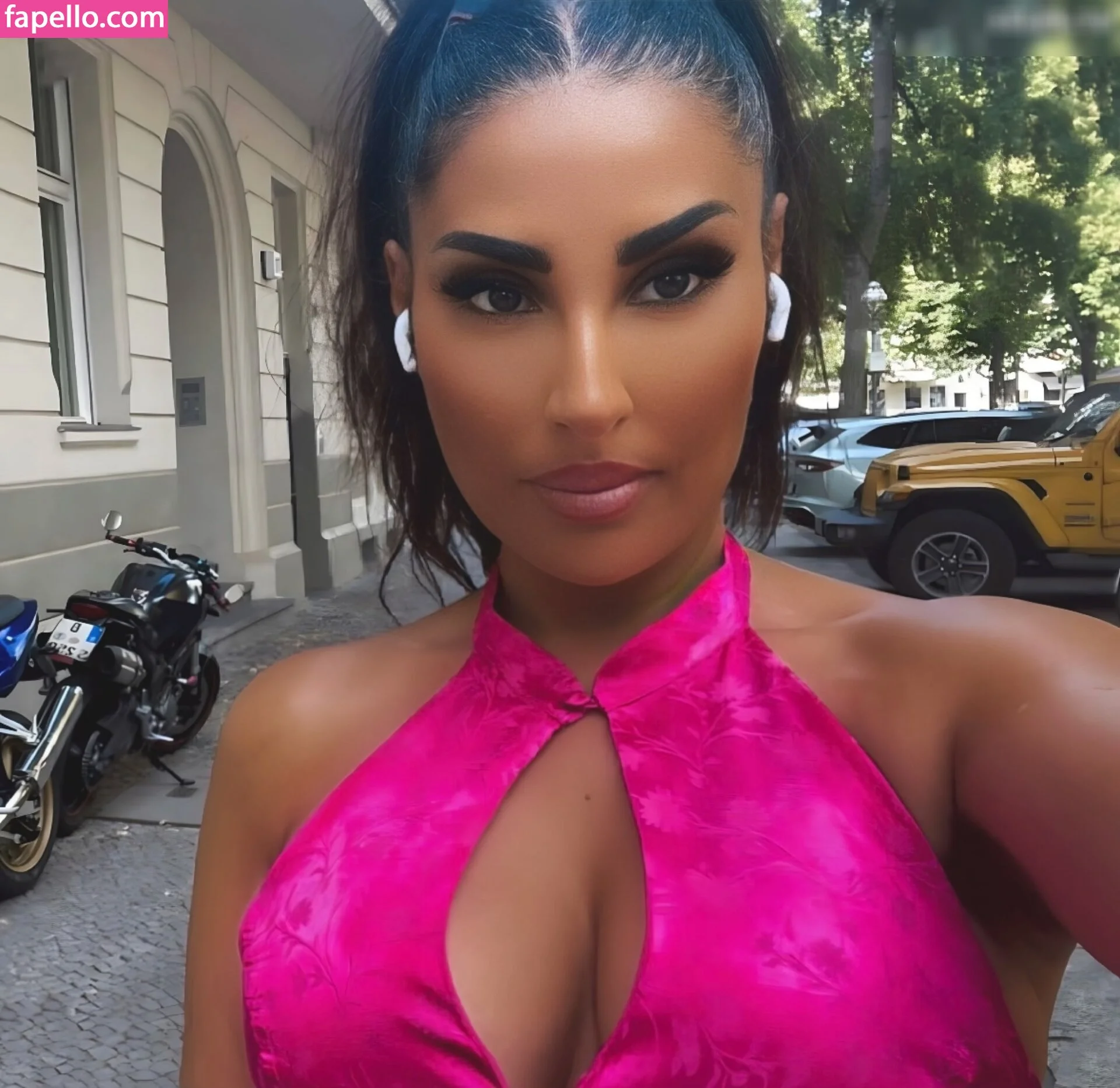 Senna Gammour Onlyfans Photo Gallery 