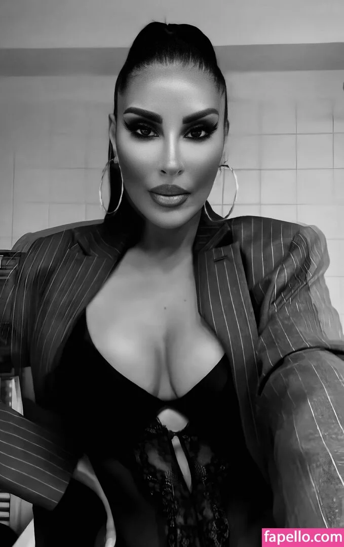 Senna Gammour Onlyfans Photo Gallery 