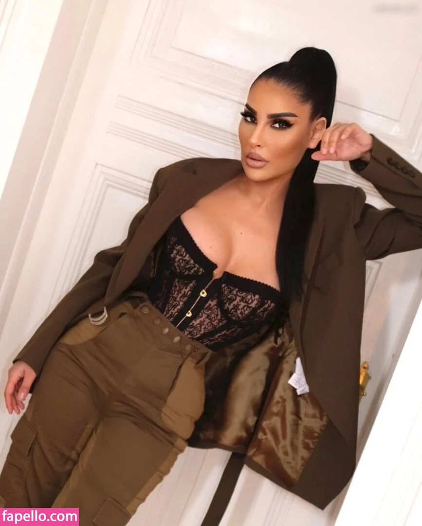 Senna Gammour Onlyfans Photo Gallery 