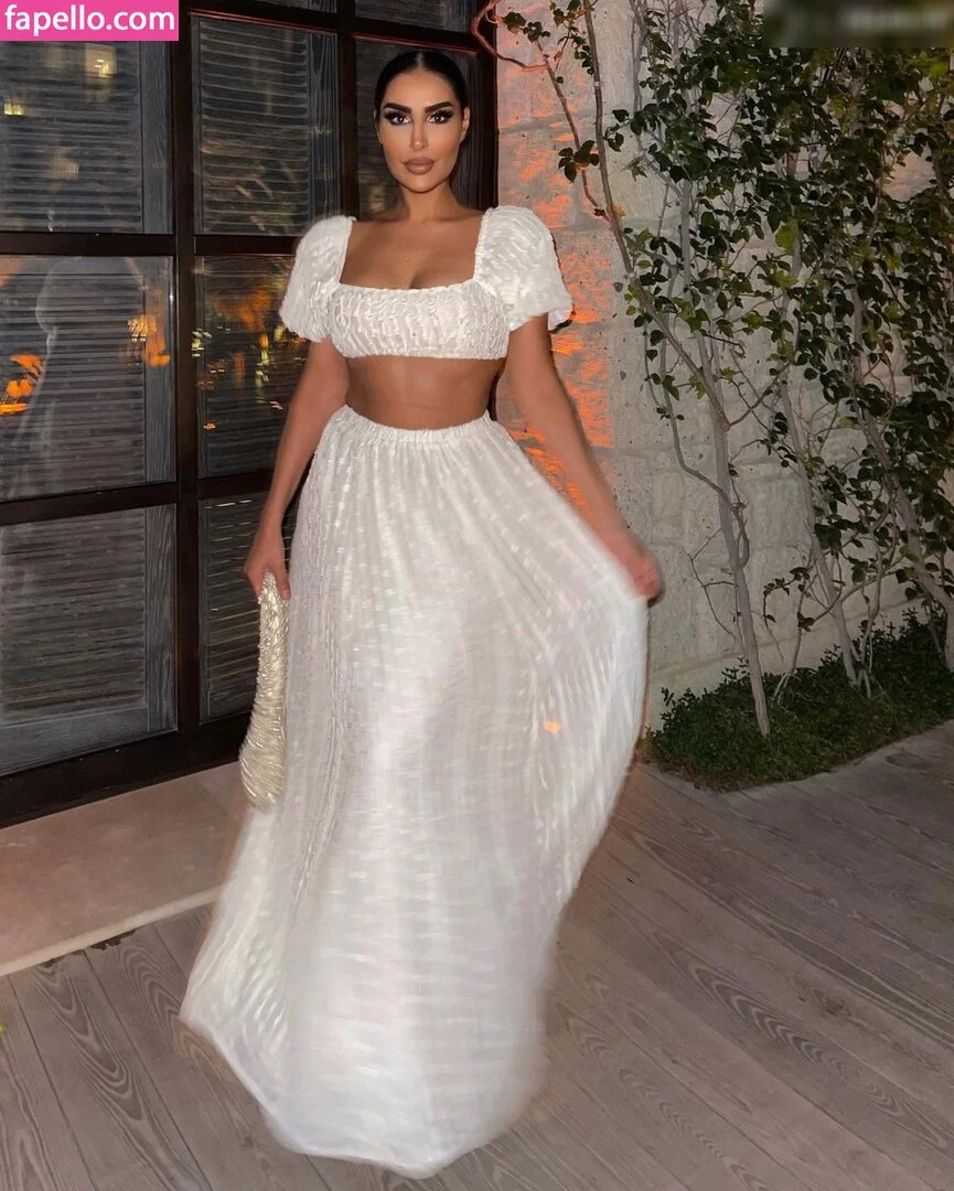 Senna Gammour Onlyfans Photo Gallery 