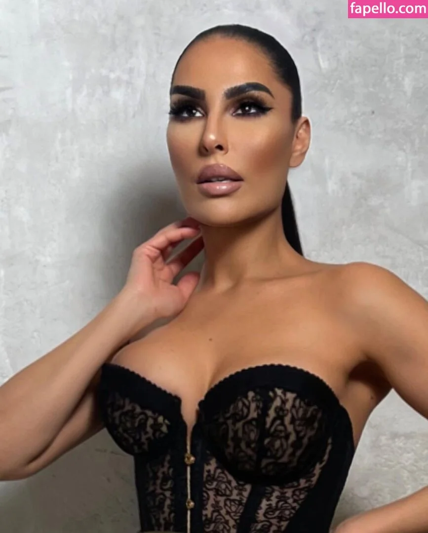 Senna Gammour Onlyfans Photo Gallery 