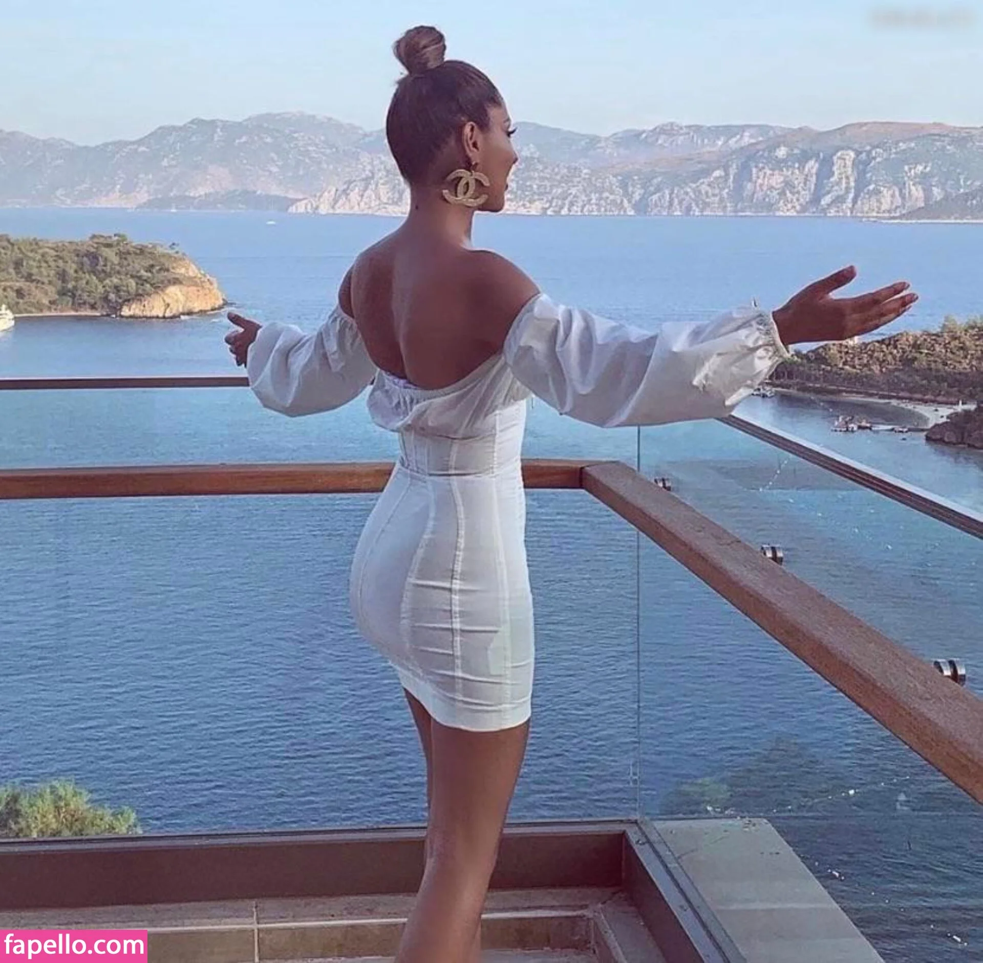 Senna Gammour Onlyfans Photo Gallery 