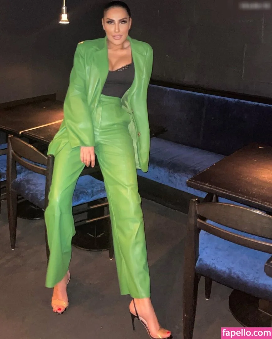 Senna Gammour Onlyfans Photo Gallery 