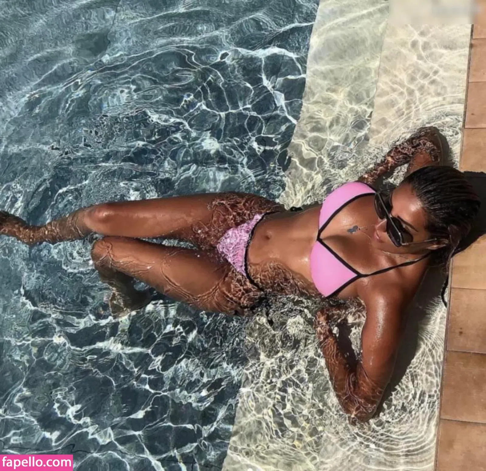 Senna Gammour Onlyfans Photo Gallery 