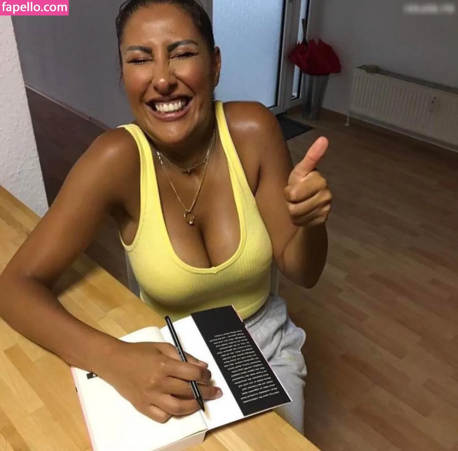 Senna Gammour Onlyfans Photo Gallery 