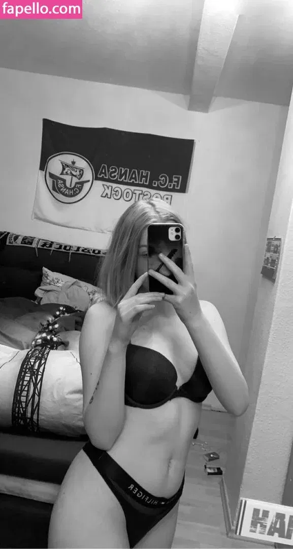 Kennt die wer Onlyfans Photo Gallery 