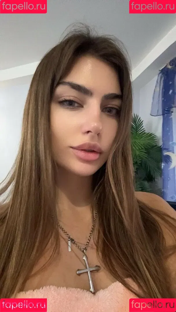 Secretofeva Onlyfans Photo Gallery 
