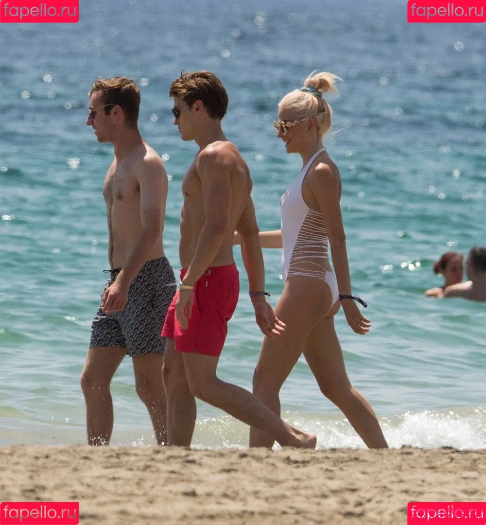 Pixie Lott Onlyfans Photo Gallery 