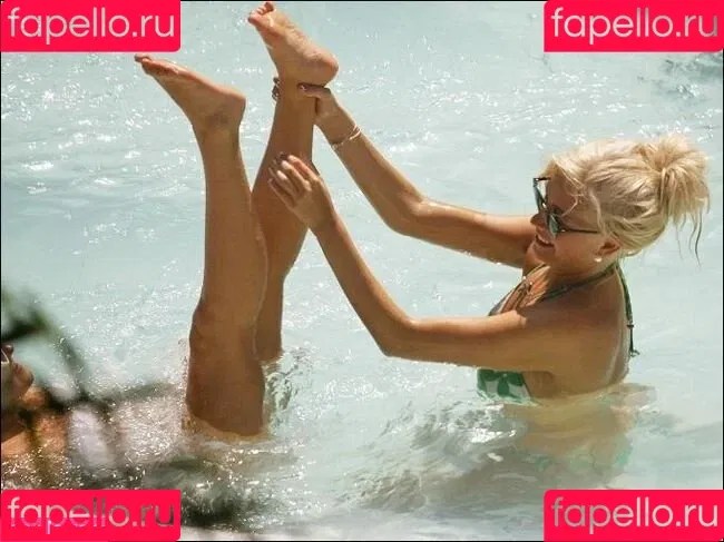 Pixie Lott Onlyfans Photo Gallery 
