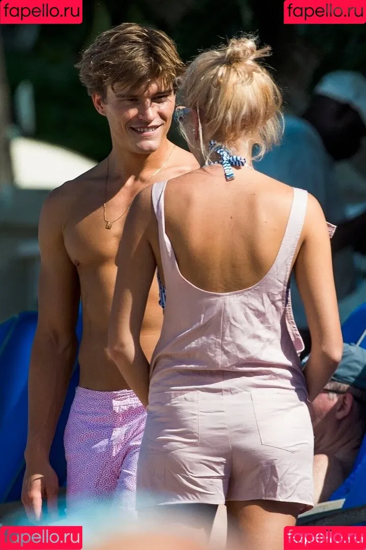 Pixie Lott Onlyfans Photo Gallery 