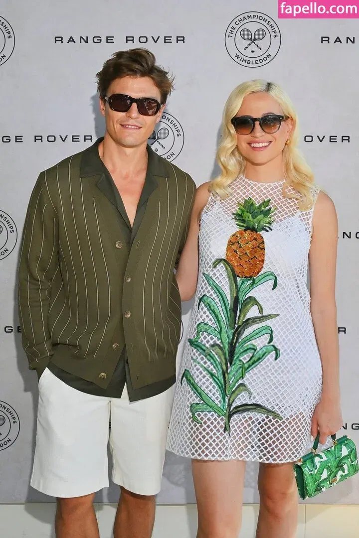 Pixie Lott Onlyfans Photo Gallery 