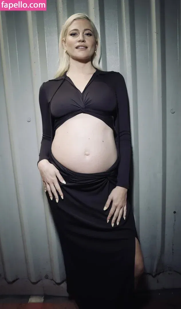 Pixie Lott Onlyfans Photo Gallery 