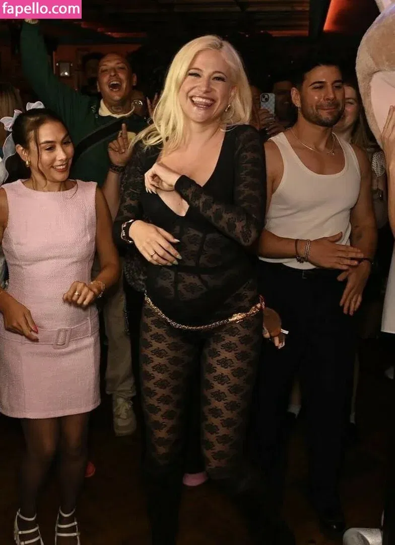 Pixie Lott Onlyfans Photo Gallery 