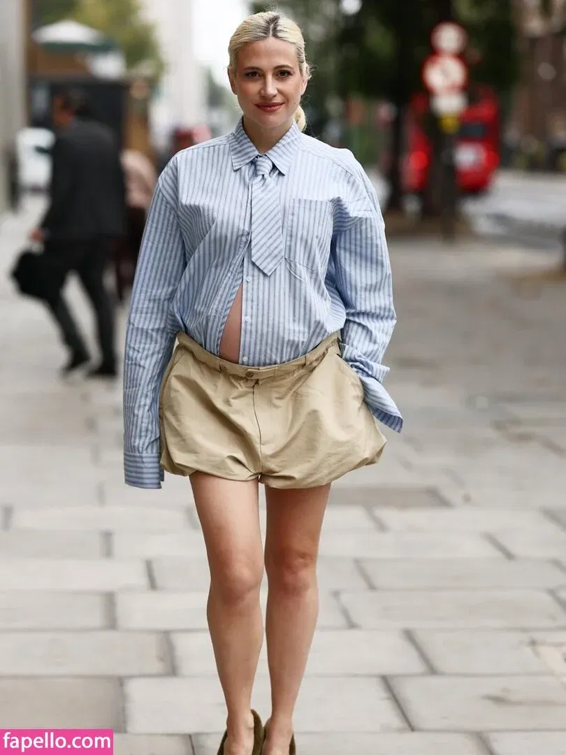 Pixie Lott Onlyfans Photo Gallery 