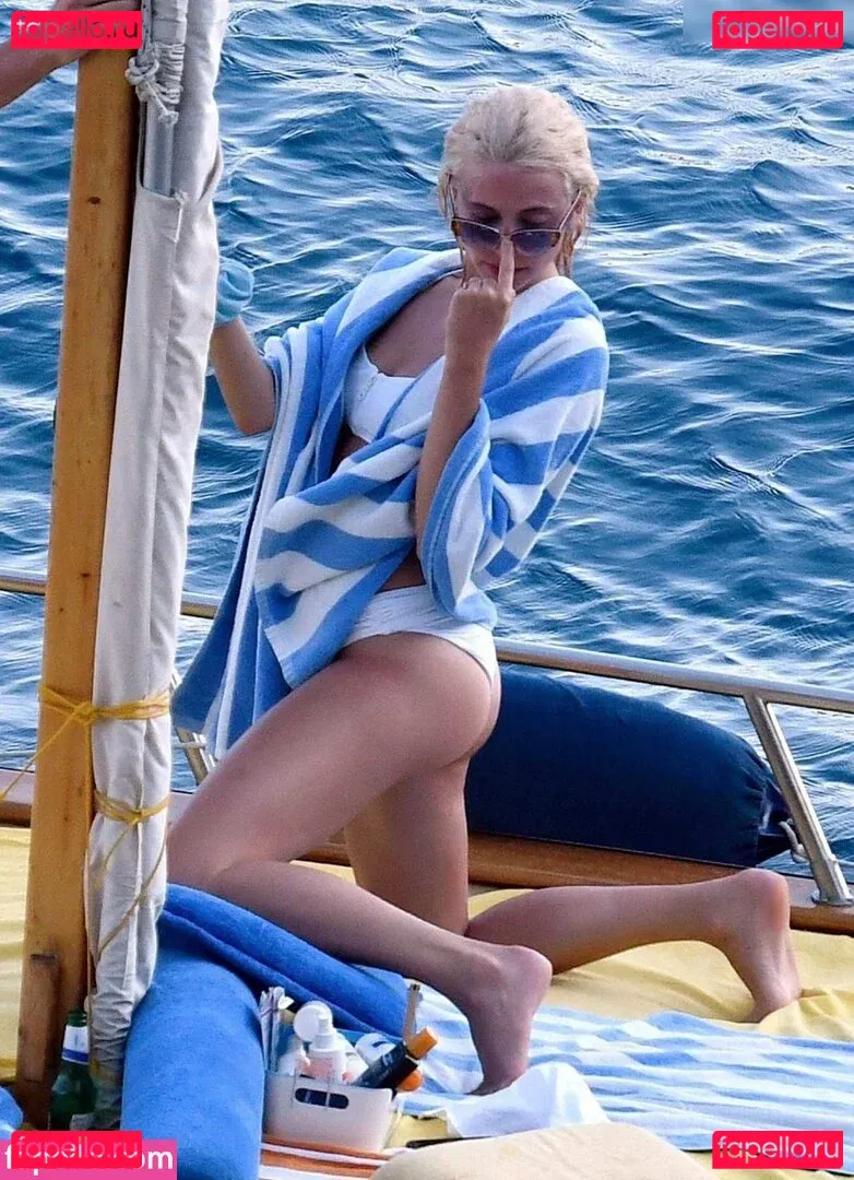 Pixie Lott Onlyfans Photo Gallery 