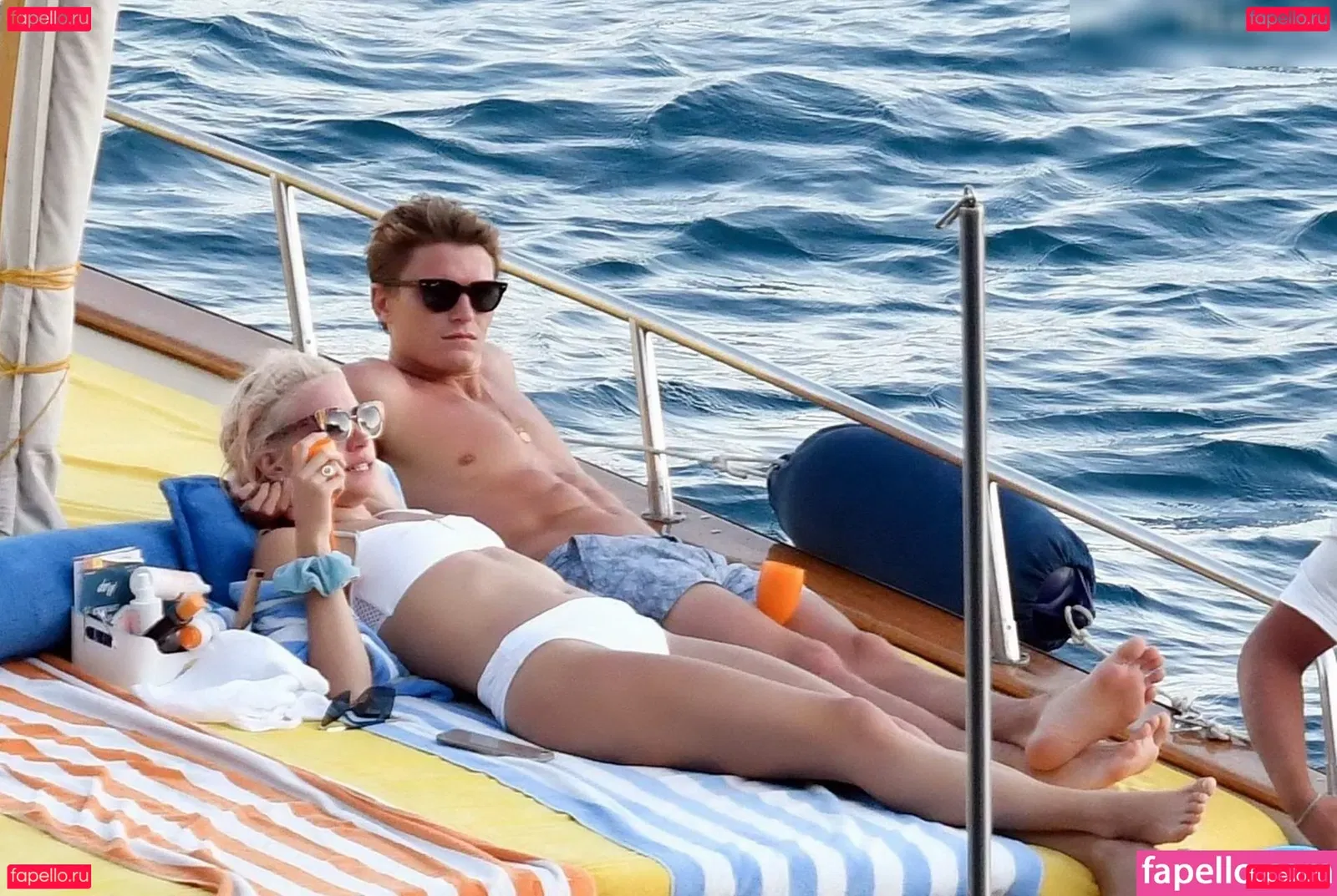 Pixie Lott Onlyfans Photo Gallery 