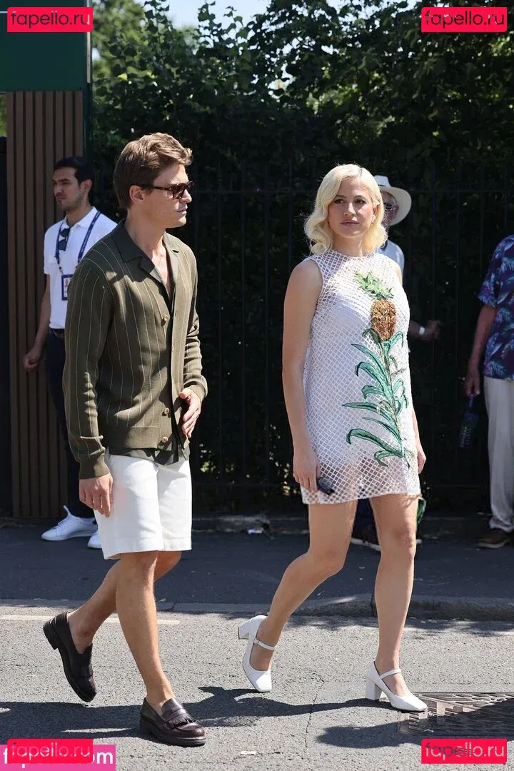 Pixie Lott Onlyfans Photo Gallery 