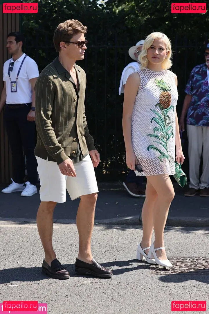 Pixie Lott Onlyfans Photo Gallery 