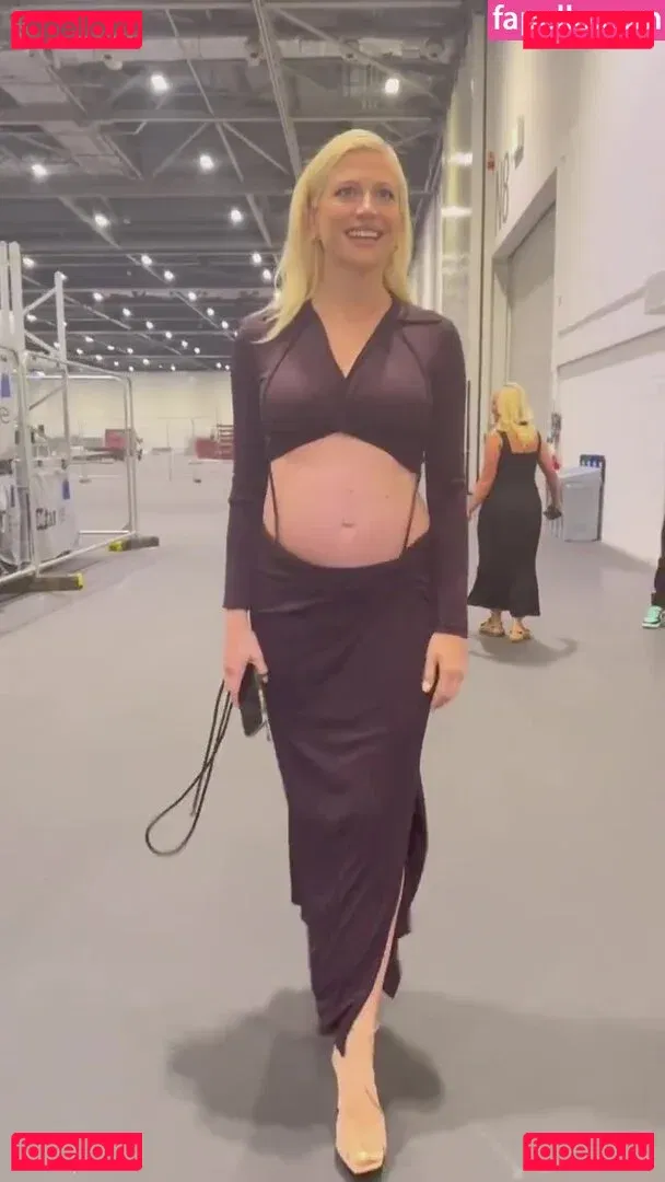 Pixie Lott Onlyfans Photo Gallery 