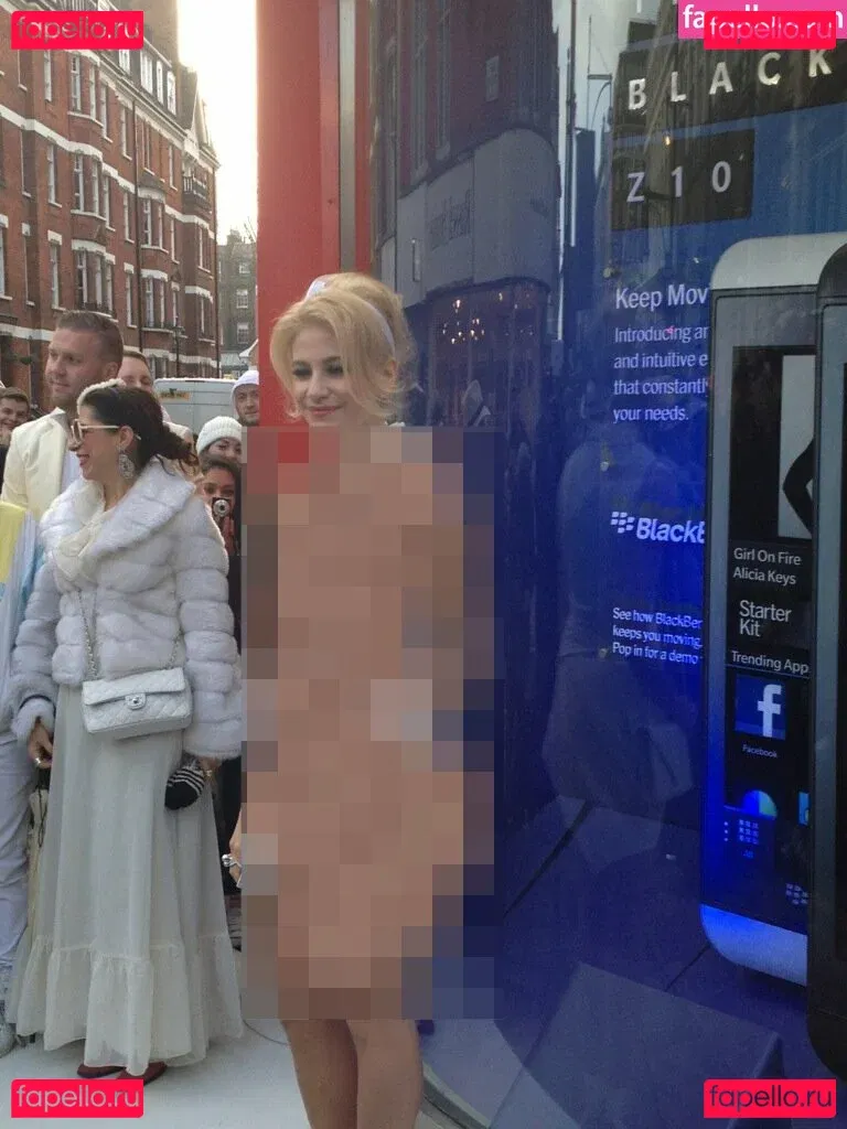 Pixie Lott Onlyfans Photo Gallery 