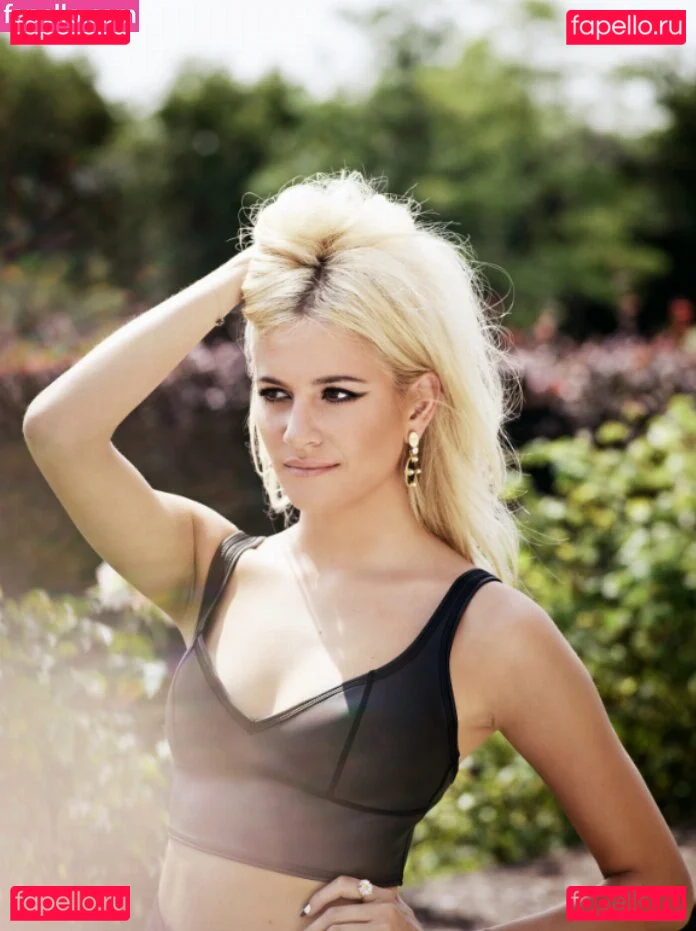 Pixie Lott Onlyfans Photo Gallery 
