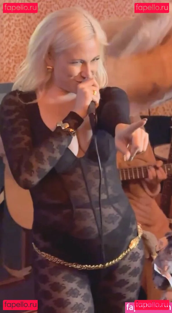 Pixie Lott Onlyfans Photo Gallery 