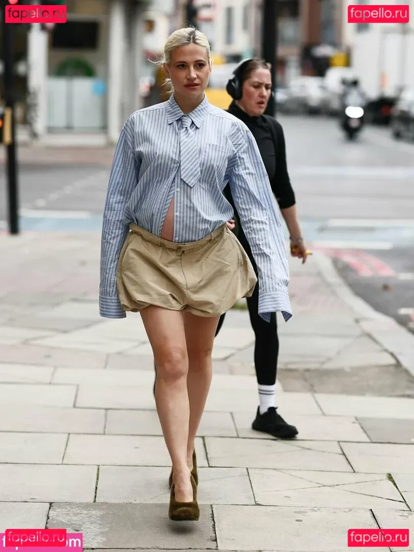 Pixie Lott Onlyfans Photo Gallery 