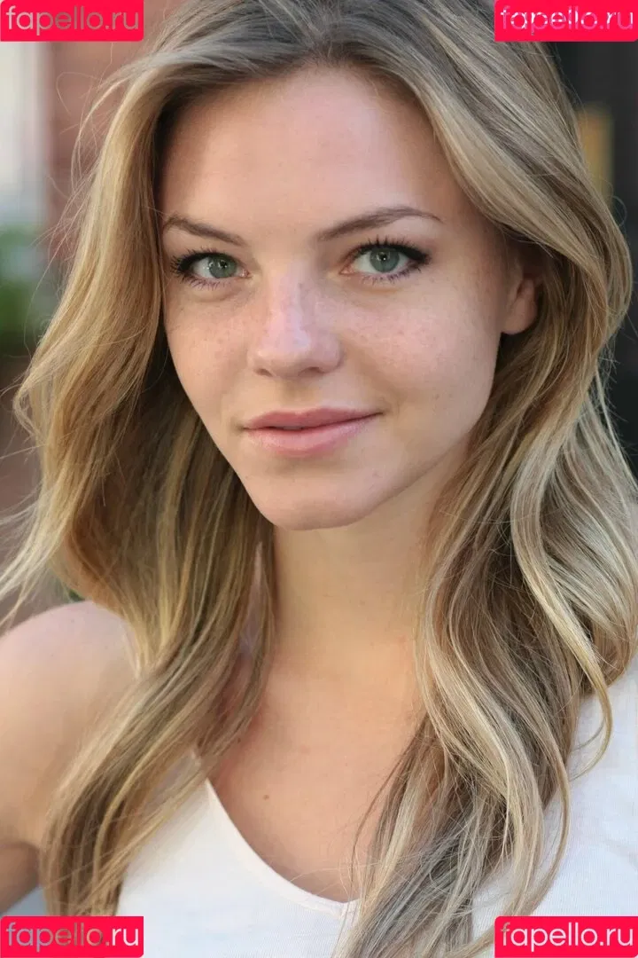 Eloise Mumford Onlyfans Photo Gallery 