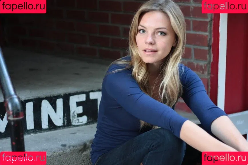 Eloise Mumford Onlyfans Photo Gallery 