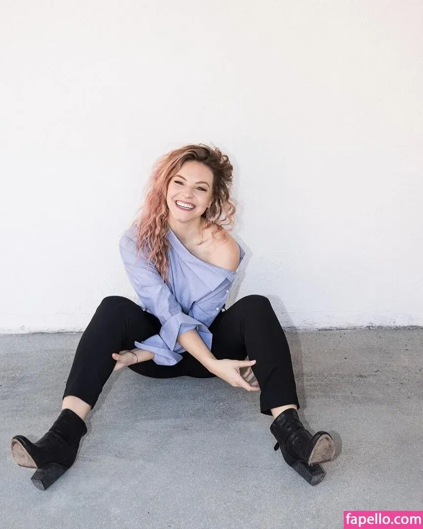 Eloise Mumford Onlyfans Photo Gallery 