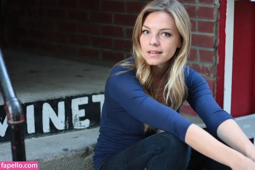 Eloise Mumford Onlyfans Photo Gallery 